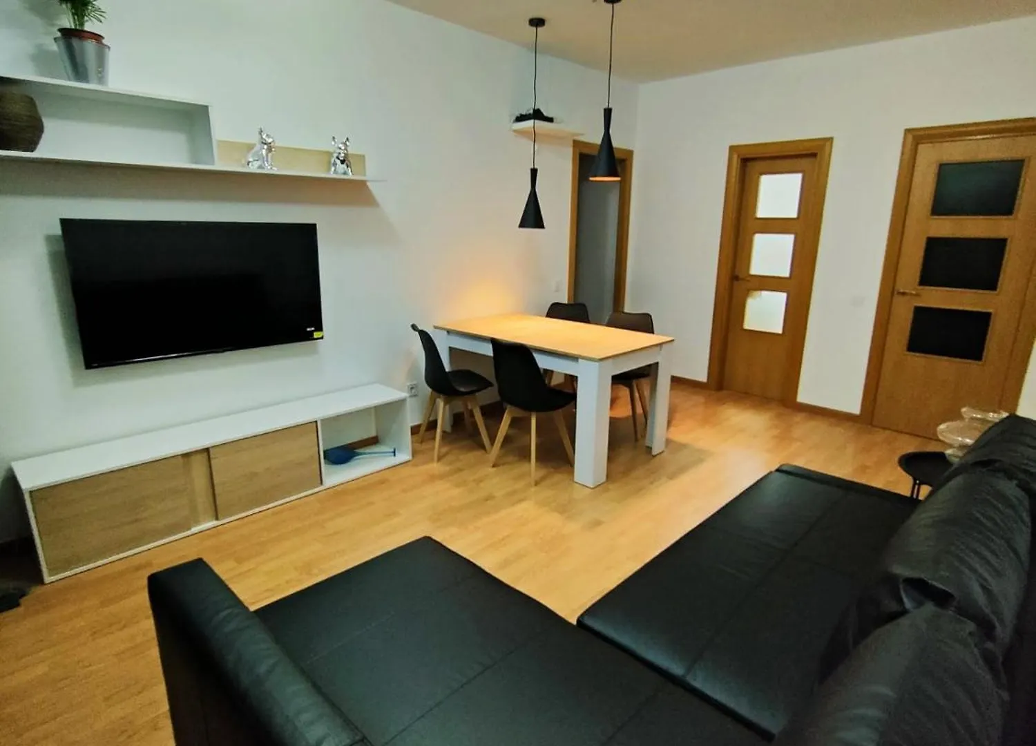 Apart Granollers Centre דירה