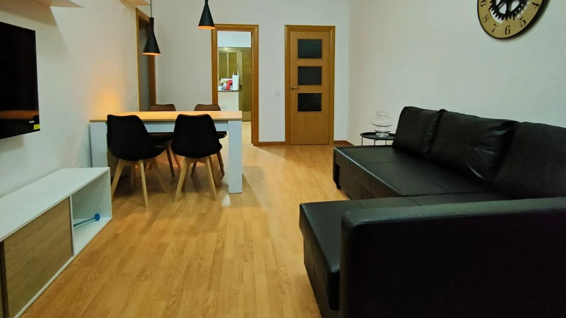 Apart Granollers Centre
